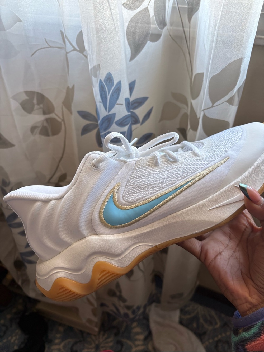 Nike Giannis Immortality 4 basketball shoes - Picture 4 of 7